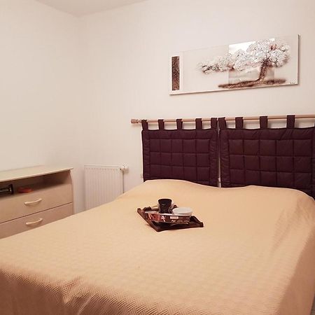Appt Confort 3 Pieces Avec Terrasse Et Piscine A Saint-Raphael - Fr-1-226A-124 Luaran gambar